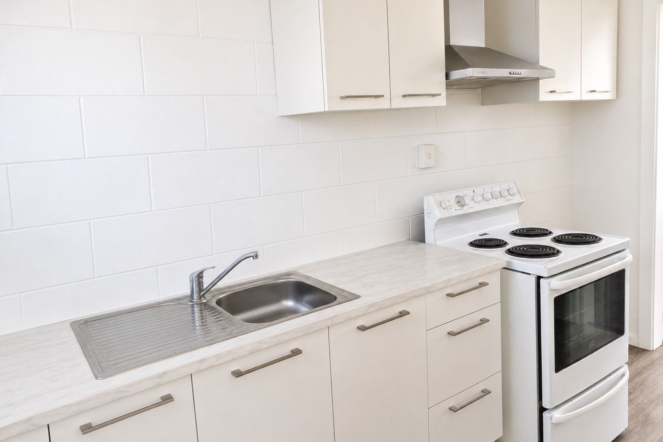 Freshly Decorated - Vista 5