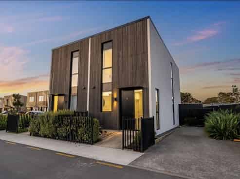 53 Te Ara O Paetutu, Petone