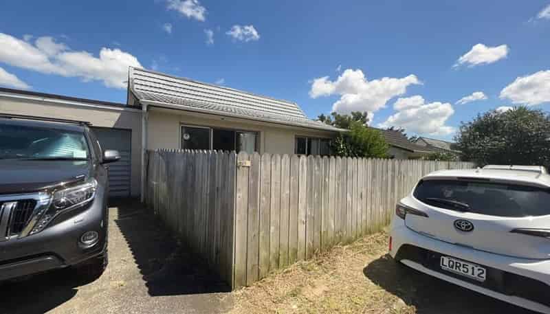 4/82B Luke Street East, Otahuhu