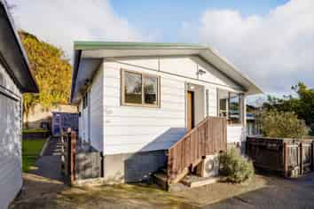 9B Crystal Grove, Birchville