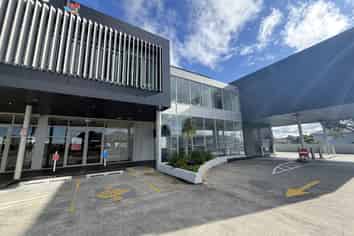Large Format Office and Retail | 991 m2