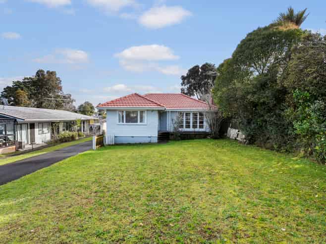 79A White Swan Road, Mount Roskill