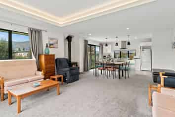 13 Brewster Cr, Lake Hawea