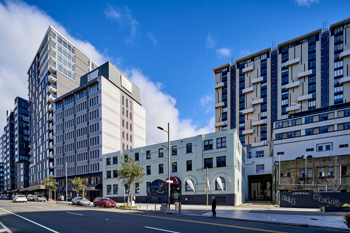 Quality Offices with Existing Fit-Out – pohled 2