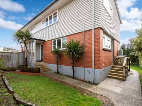 20 Barton Street, Brockville