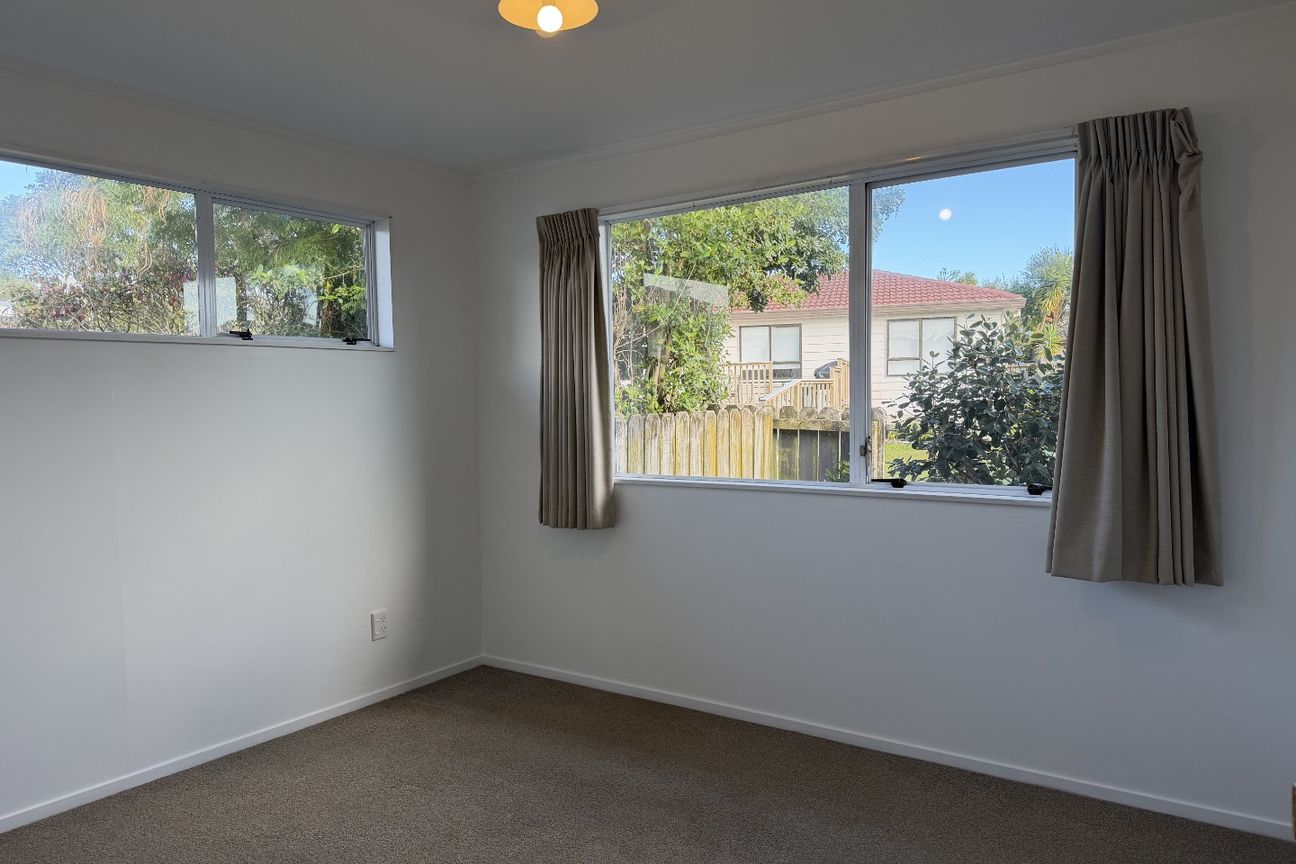 Massey - 3 Bedrooms – další