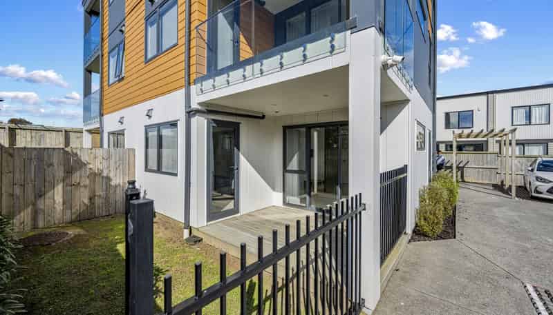 60 Smythe Road, Henderson