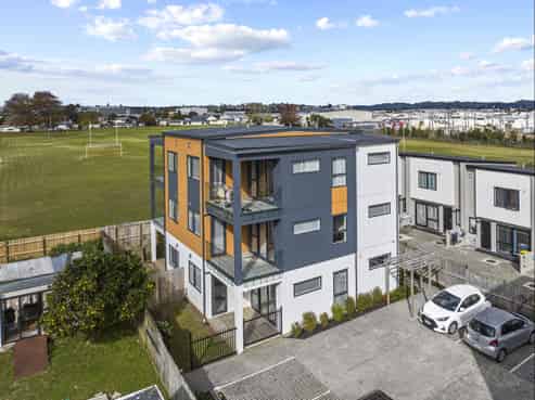 Fully leased dual-block passive income apartments
