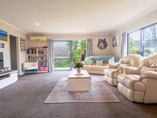 1A Peel Place, Wainuiomata