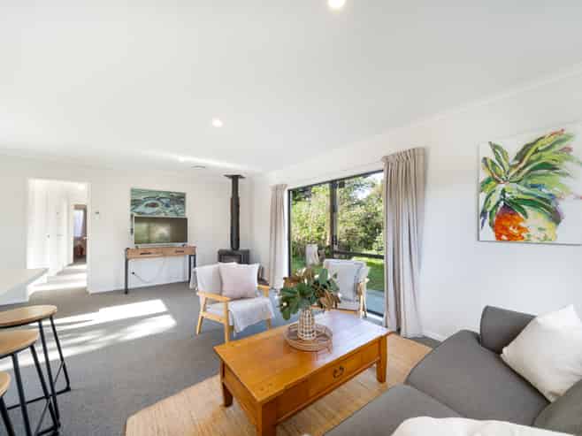 21a Dorset Grove, Cannons Creek