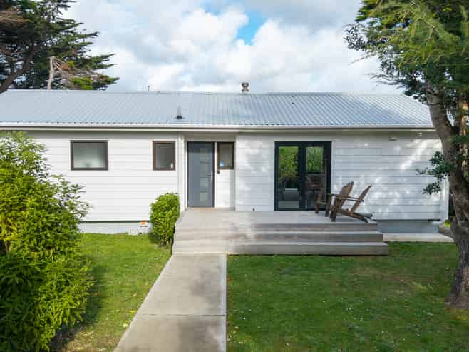 21a Dorset Grove, Cannons Creek