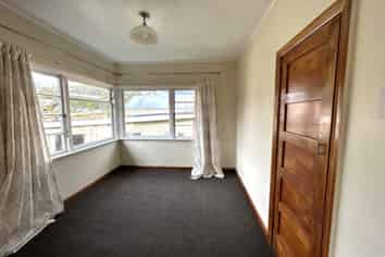 82 Russell Street, Stepneyville
