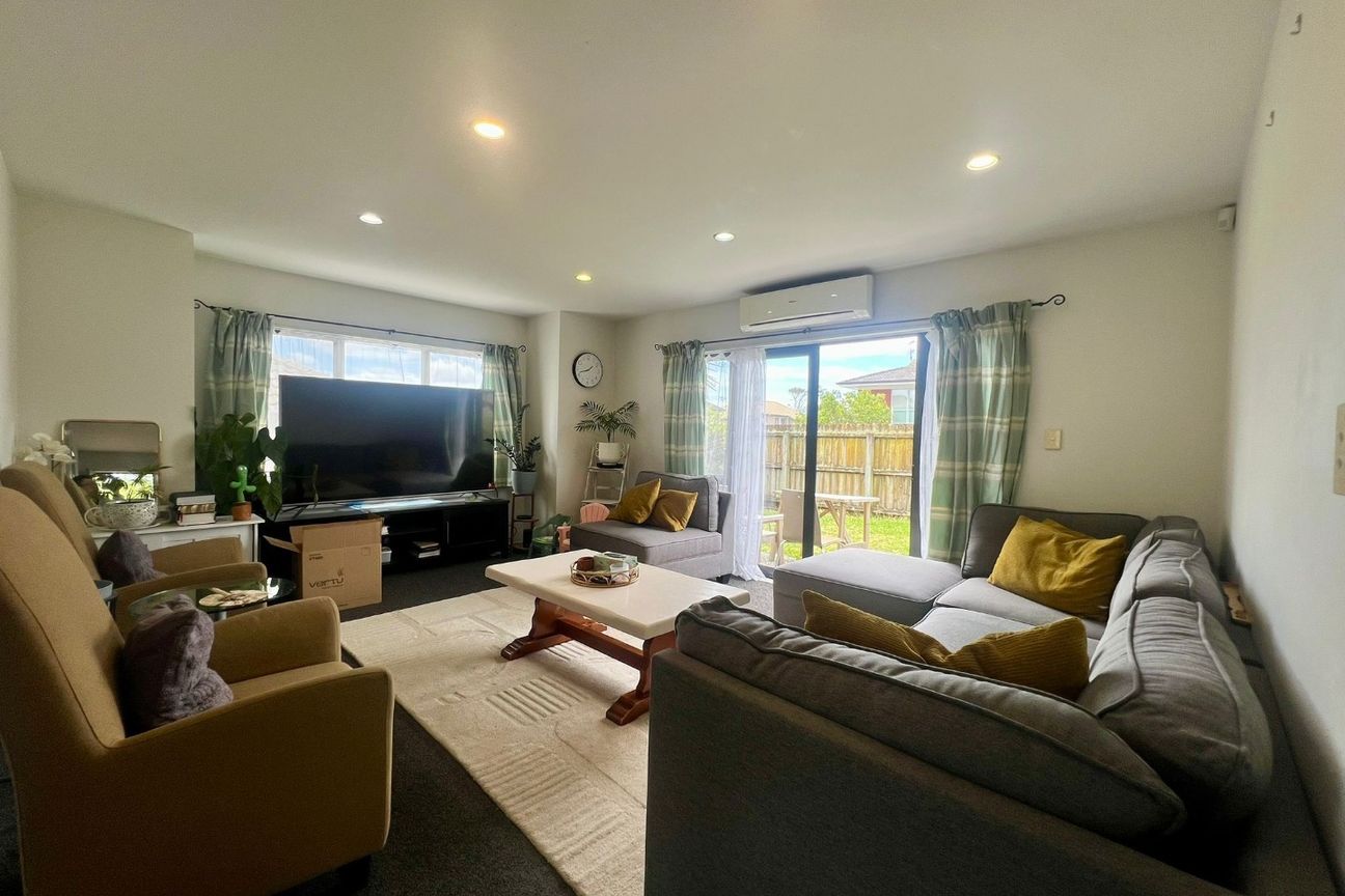 4 Bedrooms in Te Atatu South - Widok 5