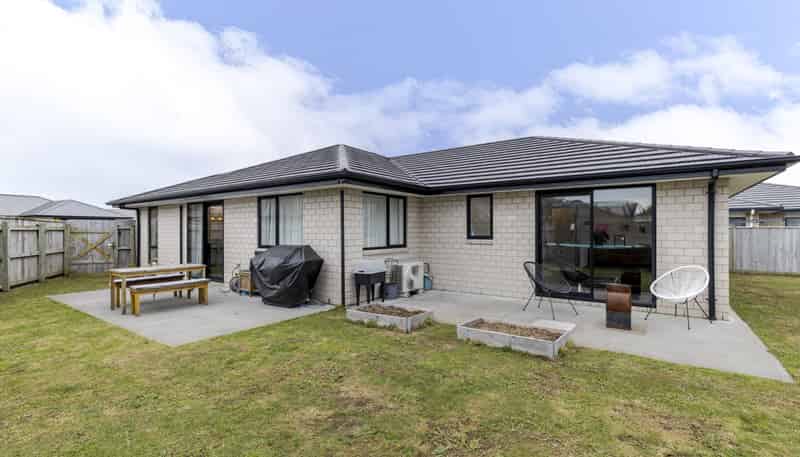32 Aratapu Street, Waitara