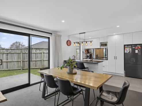 32 Aratapu Street, Waitara
