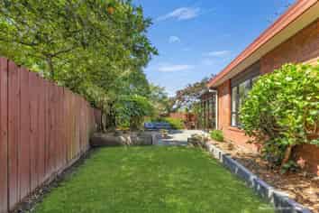 6 Milne Place, Richmond
