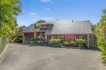 6 Milne Place, Richmond