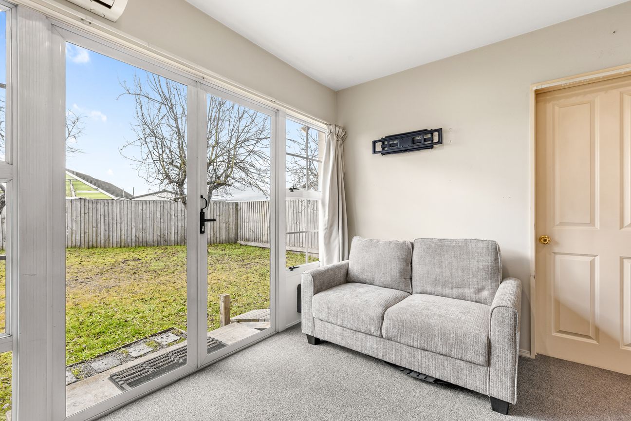 Freehold, Affordable & Ready To Go! - Aanzicht 5