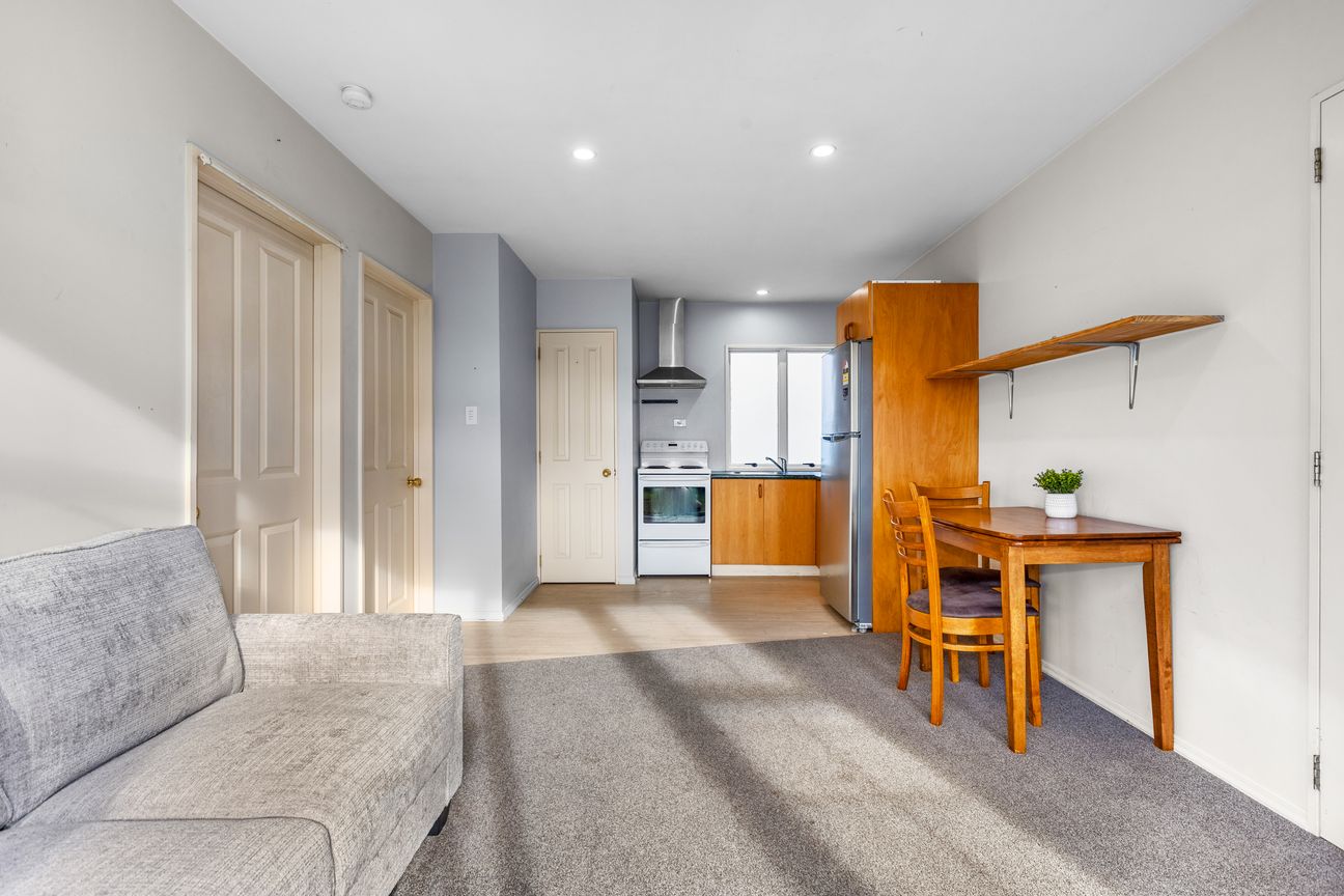 Freehold, Affordable & Ready To Go! - Aanzicht 2