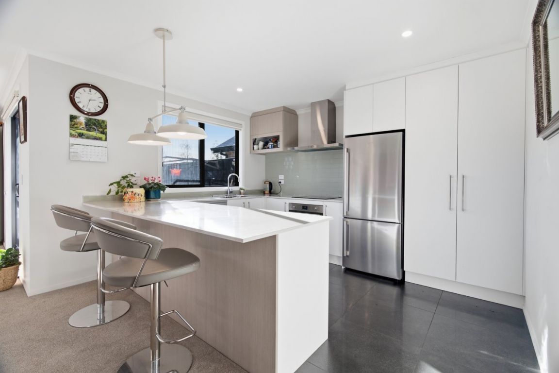 Quintessential Kiwi Comfort at 1 Valour Lane - Vista 3