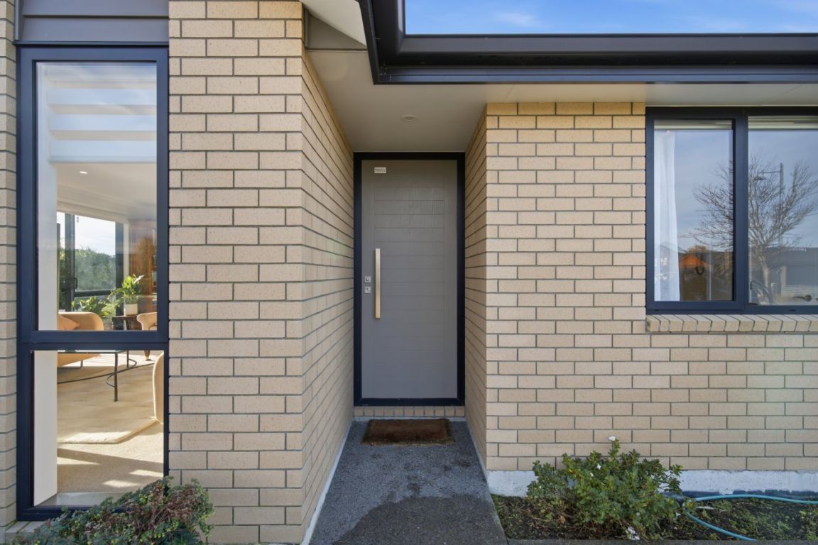 Quintessential Kiwi Comfort at 1 Valour Lane - Vista 4