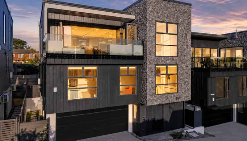 2/46 Northboro Road, Hauraki