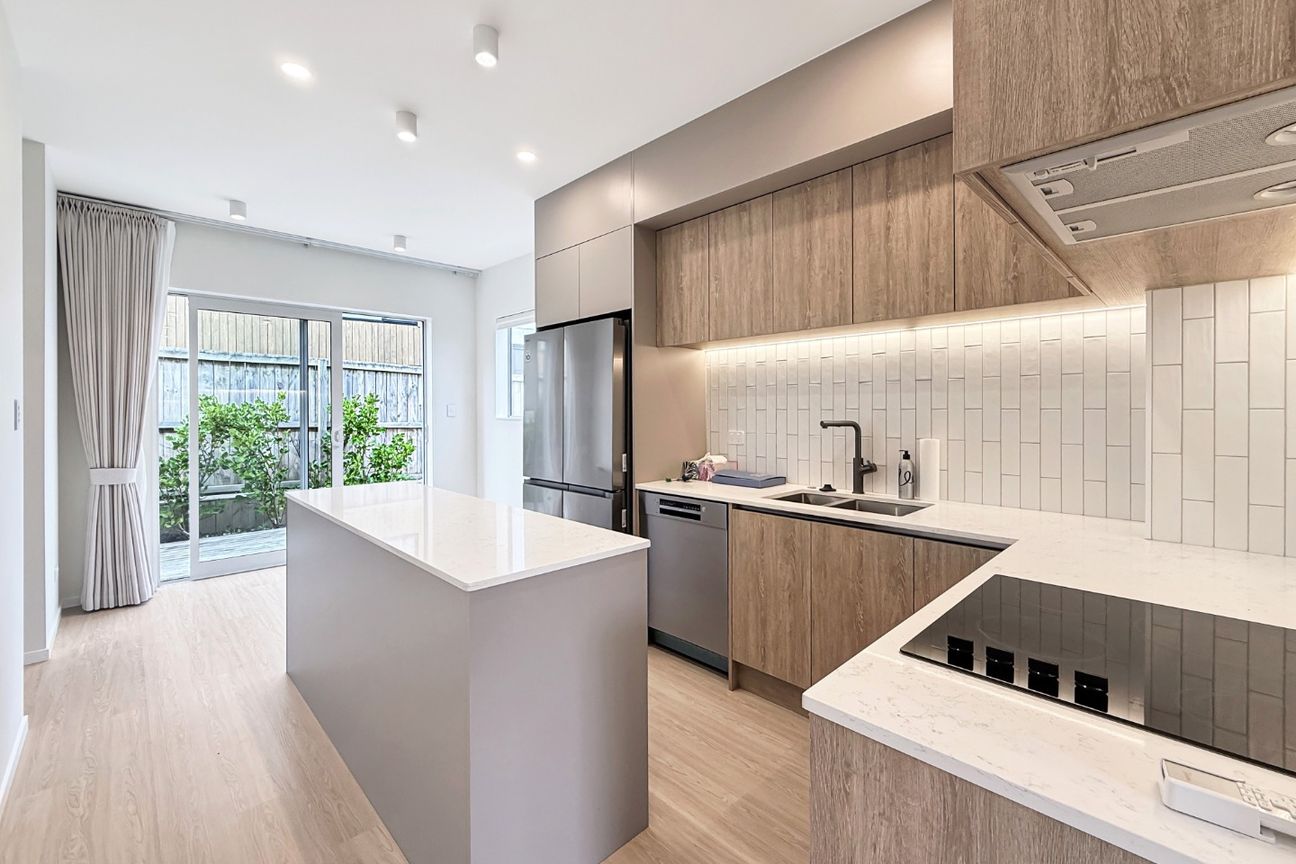 Modern 3-Bedroom Family Home in a Prime North Shore Location - Vista 2