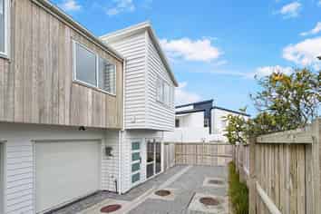 6D Law Street, Torbay