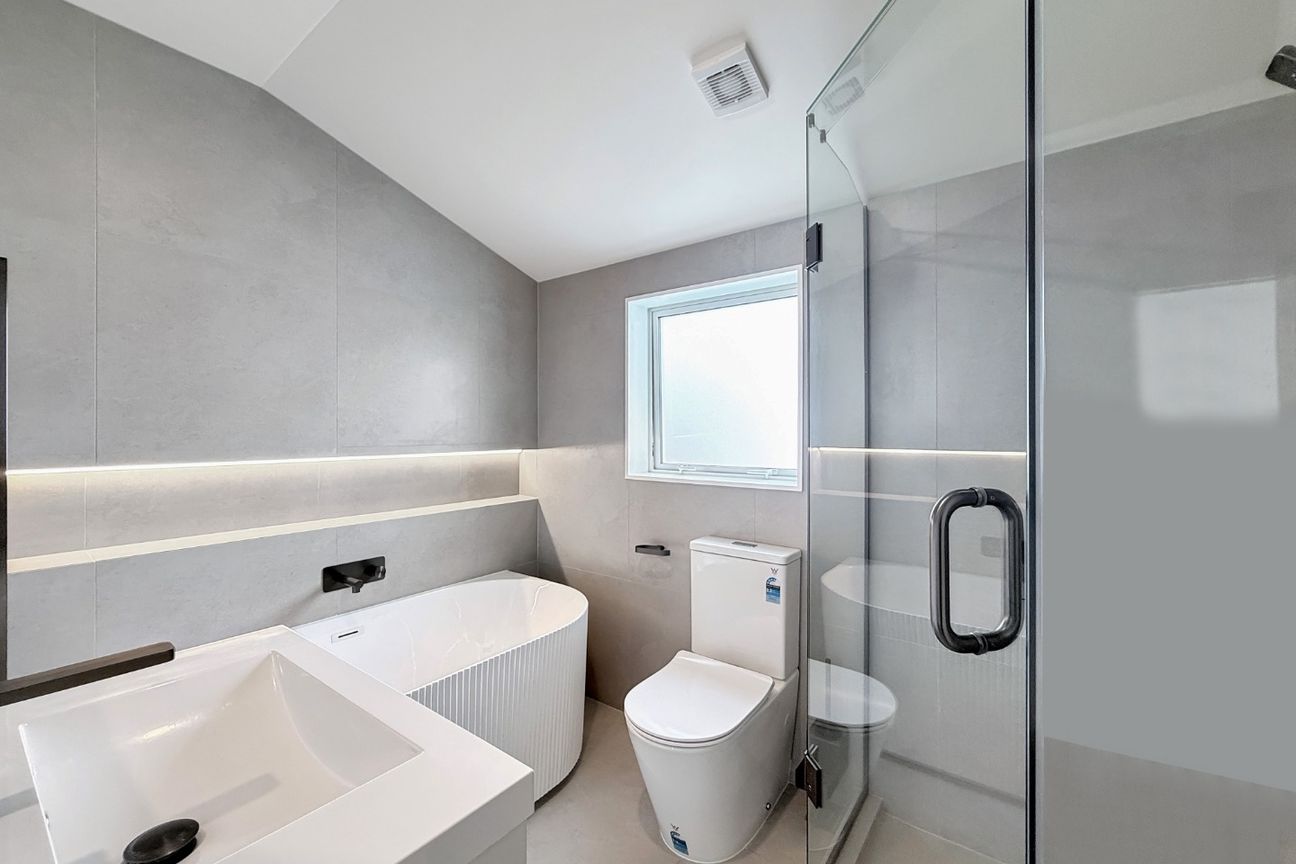 Modern 3-Bedroom Family Home in a Prime North Shore Location - Altro
