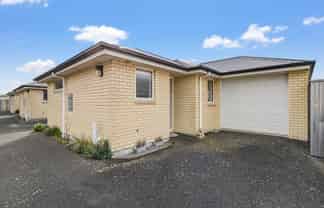 2/14 NICHOLLS ROAD, Halswell