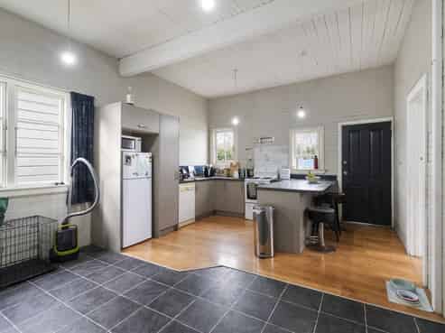 412 Featherston Street, Palmerston North