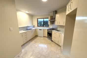 2/11 Wapiti Avenue, Epsom