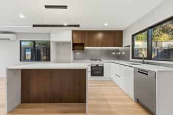 3/10 Graham Road, Conifer Grove