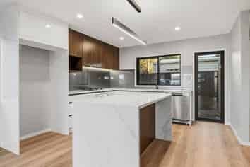 3/10 Graham Road, Conifer Grove