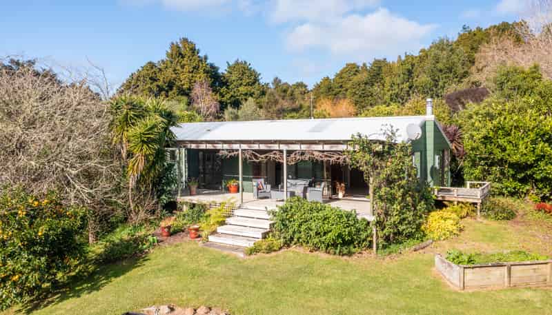 53 Paparoa Station Road, Paparoa