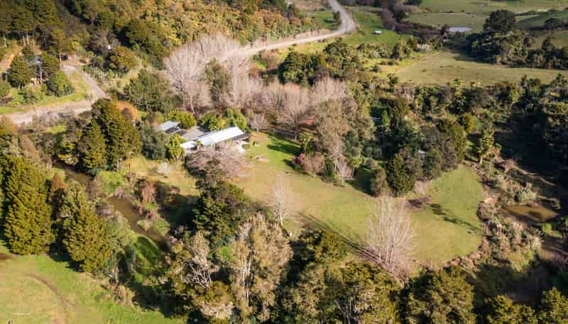 53 Paparoa Station Road, Paparoa