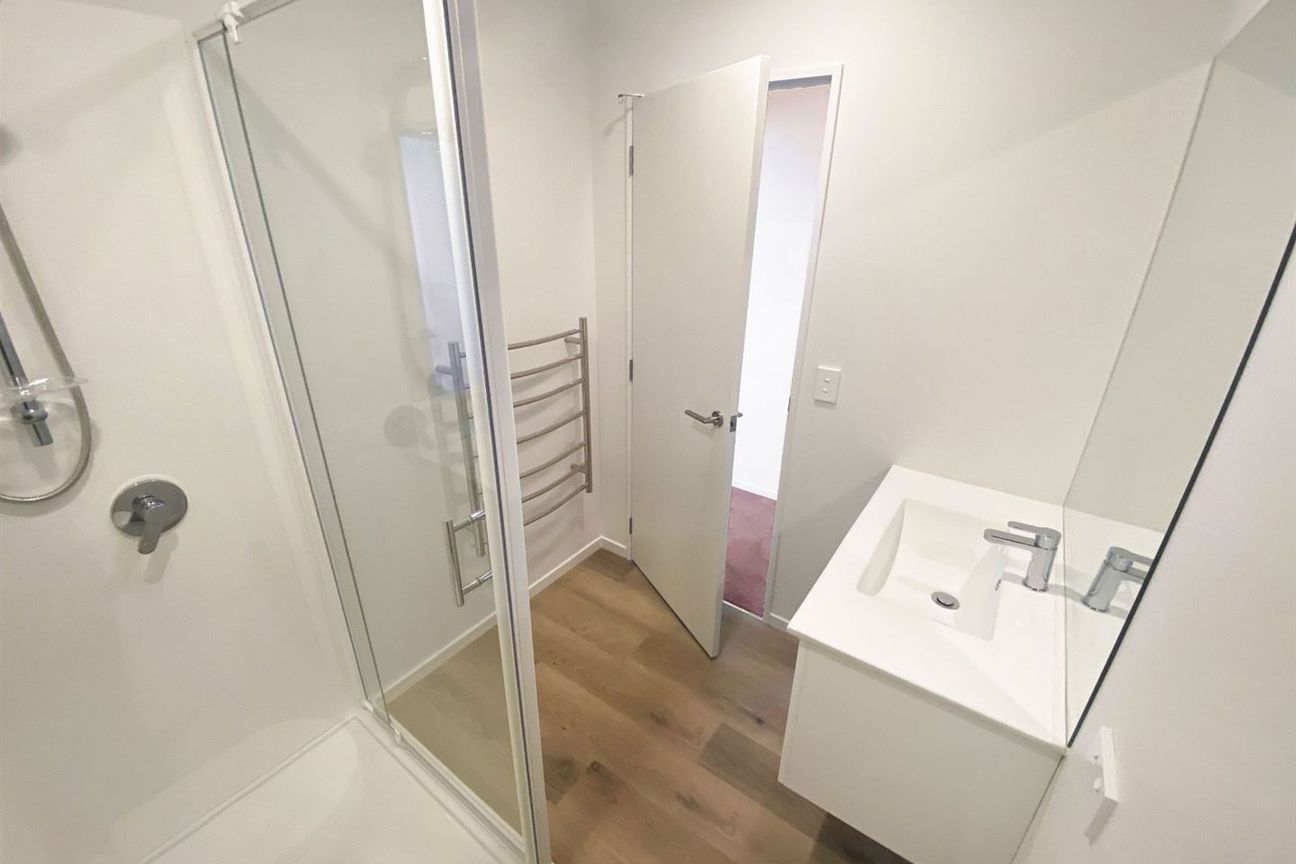 Modern living close to the City! - More