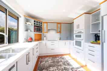 6 Kingsford Drive, Stoke