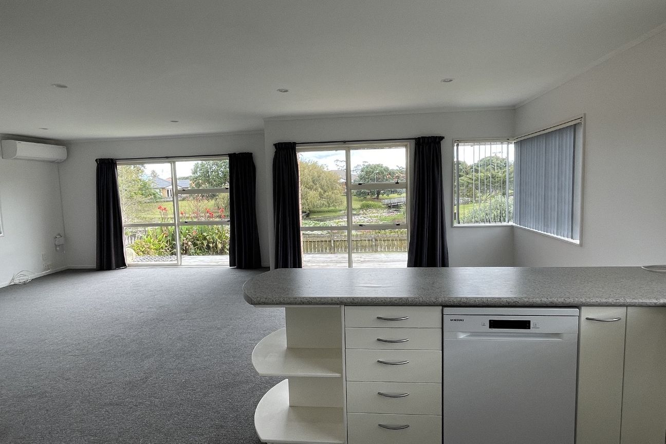 Lakeside House - Vista 2