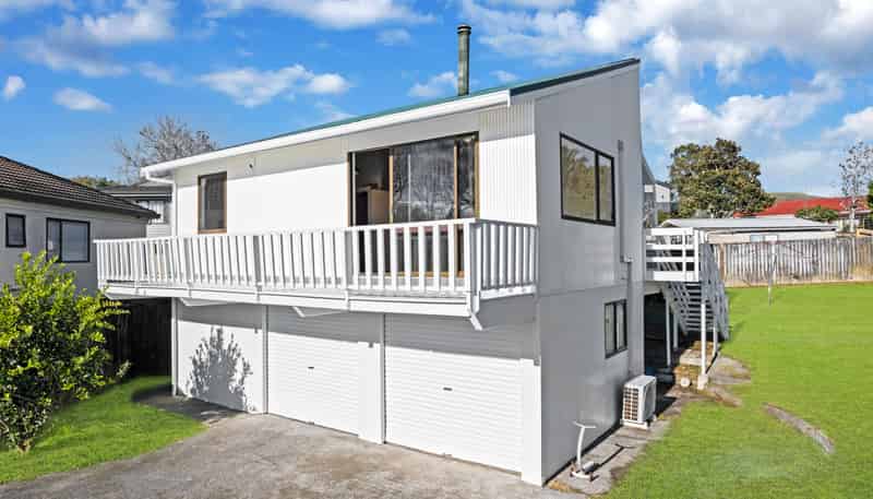1/3 Eterna Place, Clover Park