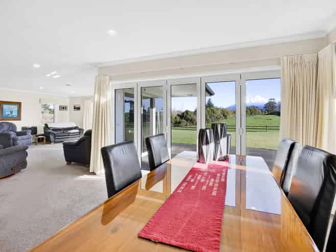 399 Brookes Road, Stratford