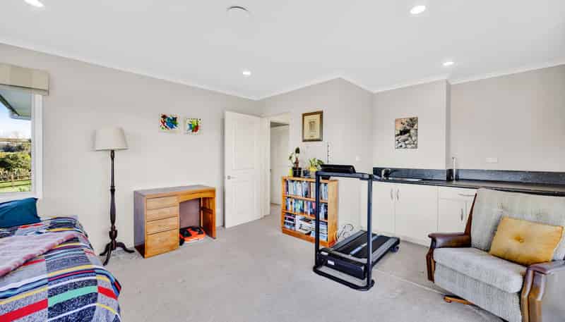 399 Brookes Road, Stratford