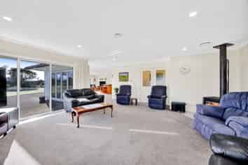 399 Brookes Road, Stratford