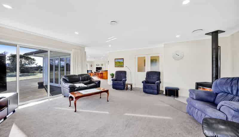 399 Brookes Road, Stratford