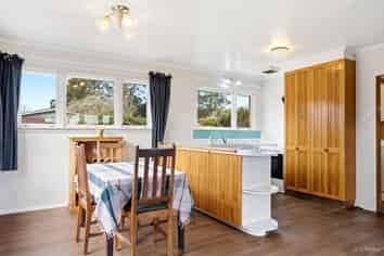 92 Acacia Drive, Levels