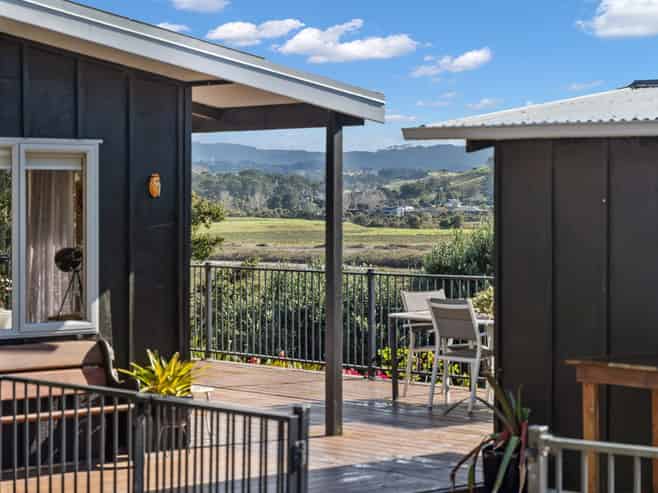 10 Clarke Road, Mangawhai