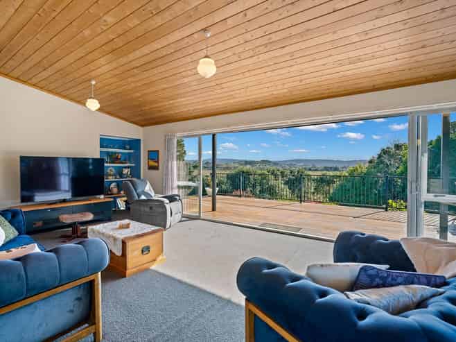 10 Clarke Road, Mangawhai