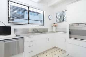 72a Aikmans Road, Merivale