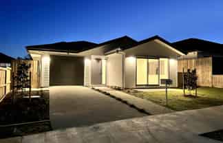 26 Houpuni Road, Milldale