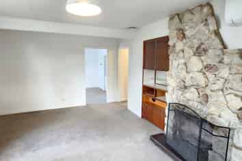 32 Davies Road, Hurdon